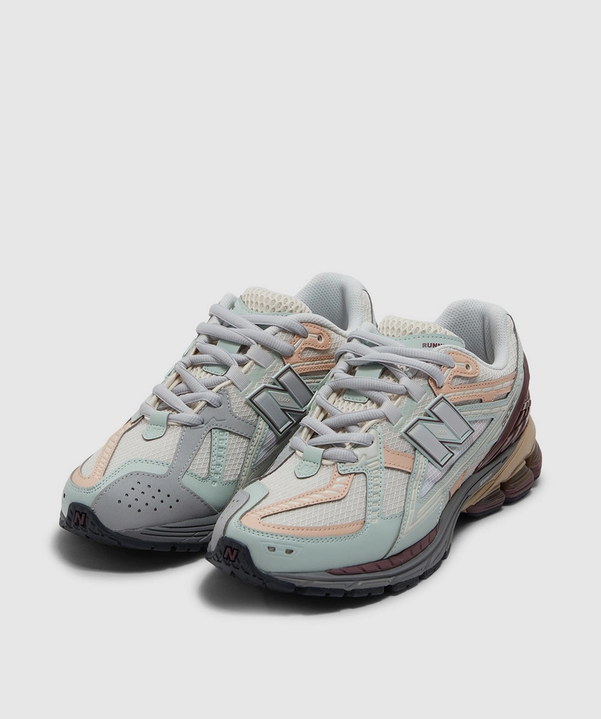 New Balance 1906 sneaker